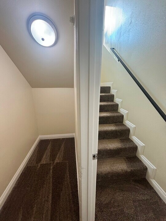 430 E 118th St in Los Angeles, CA - Building Photo