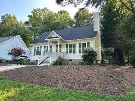 1811 Kelly Glen Dr in Apex, NC - Building Photo