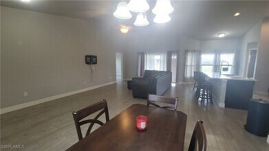 1509 NW 37th Ave in Cape Coral, FL - Building Photo - Building Photo