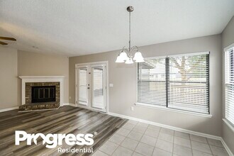 8026 Fleur De Lis Dr in Jacksonville, FL - Building Photo - Building Photo