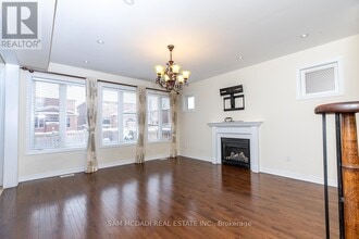 4 Jewelville St in Brampton, ON - Building Photo - Building Photo