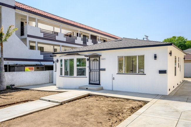 property at 1025 Linden Ave