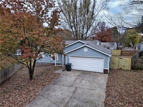 1654 Timberline Dr in Fayetteville, AR - Building Photo - Building Photo