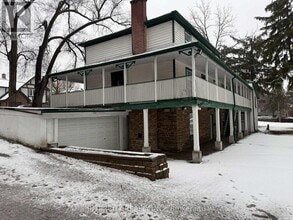 117 Clarence St in Vaughan, ON - Building Photo - Building Photo