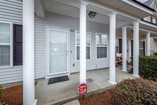 212 Congaree River Dr in Summerville, SC - Foto de edificio - Building Photo