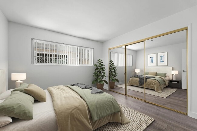 925 W 30th St in Los Angeles, CA - Building Photo - Building Photo