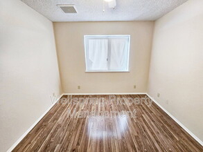 305 S Richmond Rd in Ridgecrest, CA - Building Photo - Building Photo