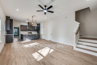 825 Stamps Ave in Fort Worth, TX - Building Photo - Building Photo