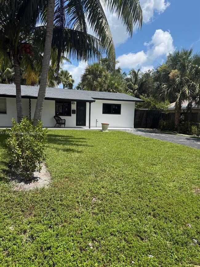 property at 2927 SW 19th St