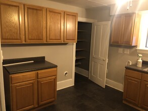 36 W Ridge St, Unit #1 in Lansford, PA - Building Photo - Building Photo