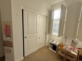 579 Santa Rosalia Terrace in Sunnyvale, CA - Building Photo