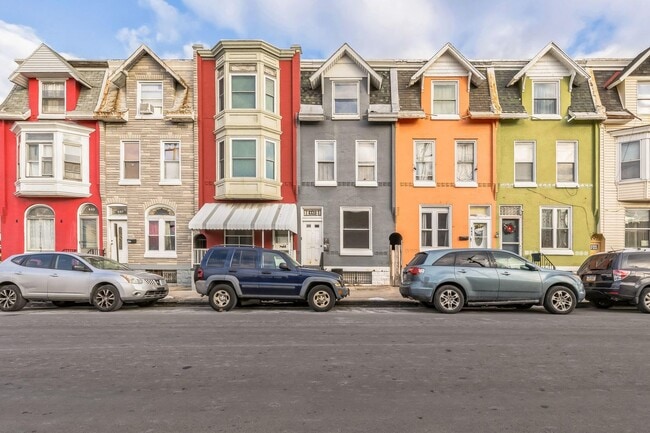 property at 443 N 10th St