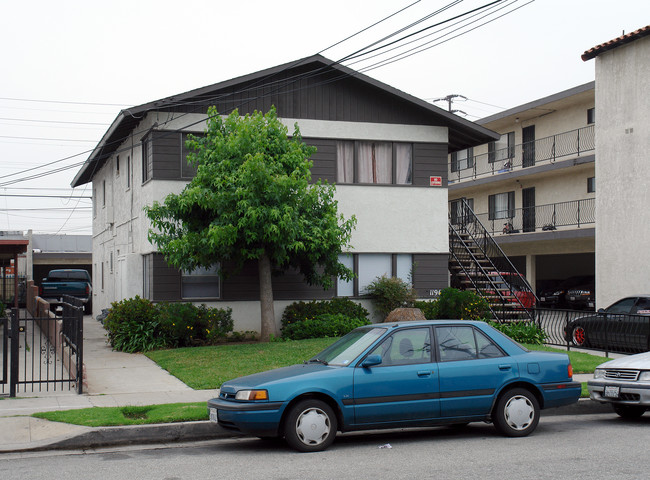 11962-11968 York Ave in Hawthorne, CA - Building Photo - Building Photo