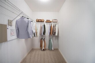 1735 W Peachtree St NE in Atlanta, GA - Building Photo - Building Photo