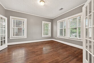 1603 Branard St in Houston, TX - Building Photo - Building Photo