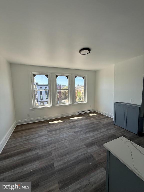 property at 1111 W Lehigh Ave