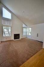 761 S Tourmaline Ct in Anaheim, CA - Building Photo - Building Photo