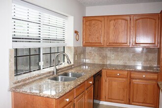 2319 Mill Creek Dr in Sugar Land, TX - Building Photo - Building Photo