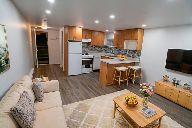 227 Beverley St in Toronto, ON - Building Photo - Building Photo