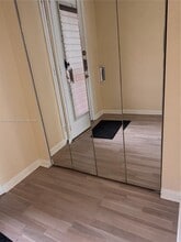 4950 E Sabal Palm Blvd in Tamarac, FL - Building Photo - Building Photo