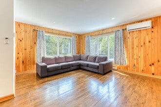 108 Chem. de la Pinède in St-Colomban, QC - Building Photo - Building Photo