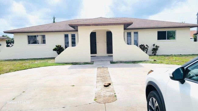640 SE 13th Ave