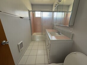 1128 21st St, Unit A in Santa Monica, CA - Foto de edificio - Building Photo