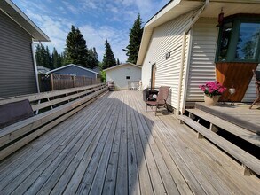 221 Birch Ave in Cold Lake, AB - Building Photo - Building Photo