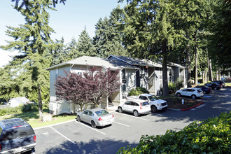 Pines at Canyon Station in Kent, WA - Foto de edificio - Building Photo