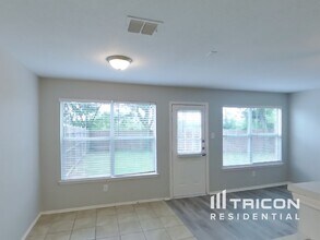 1532 Pine Ln in Fort Worth, TX - Building Photo - Building Photo