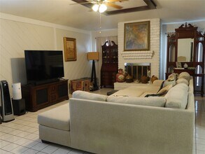 11562 Willwood Dr in Houston, TX - Building Photo - Building Photo