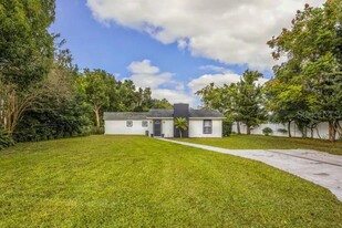 2301 Carlton Dr in Orlando, FL - Building Photo