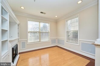 43865 Hickory Corner Terrace in Ashburn, VA - Building Photo - Building Photo