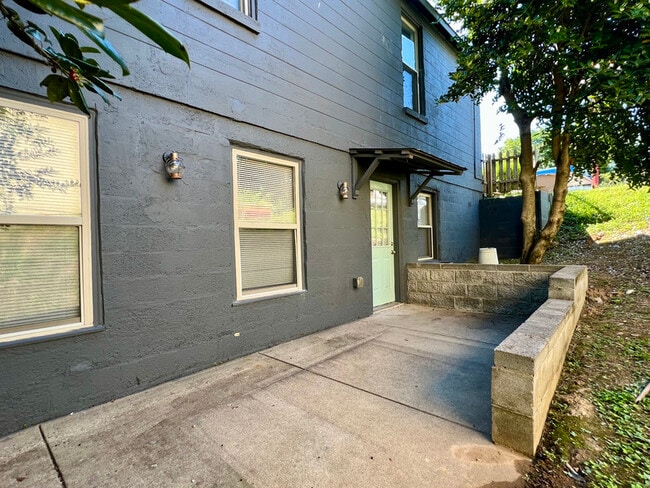 835 Porter Rd in Nashville, TN - Building Photo - Building Photo