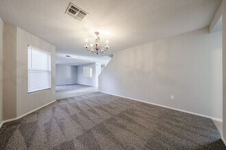 2303 E Winged Foot Dr in Chandler, AZ - Building Photo - Building Photo