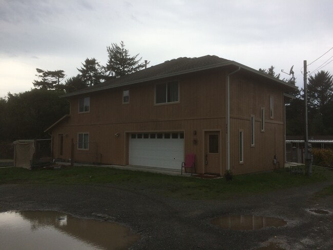 property at 2424 Penn Ave