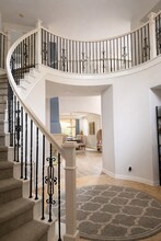 6785 Mallee St in Carlsbad, CA - Foto de edificio - Building Photo