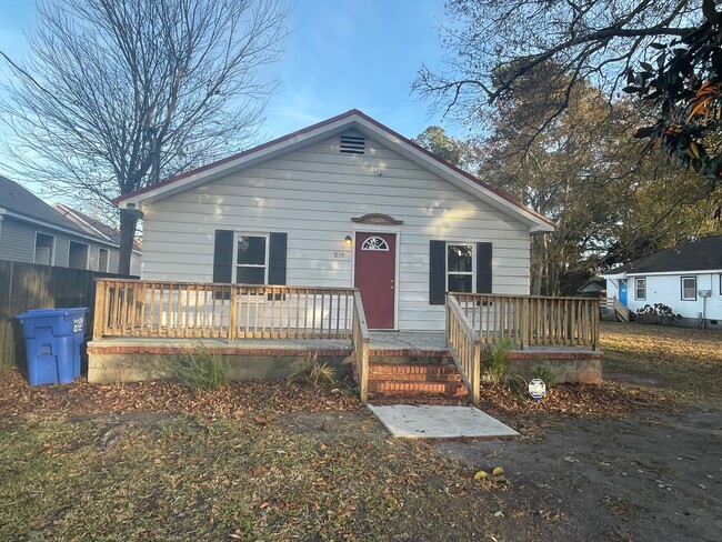 210 N 30th St in Wilmington, NC - Building Photo - Building Photo