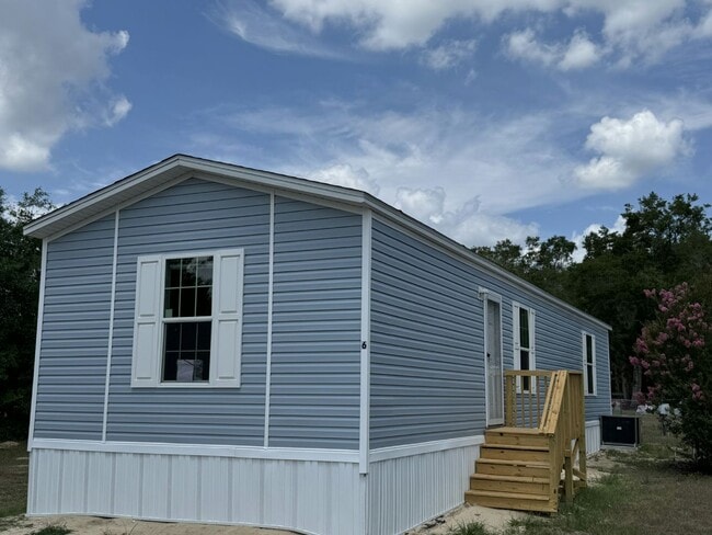 property at 6407 SE 108th St