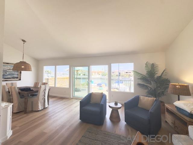 75 CA-75 in Coronado, CA - Building Photo - Building Photo