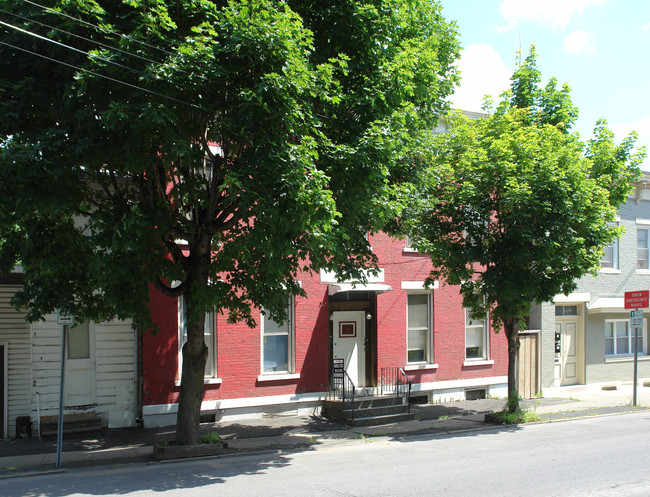 246 3rd St in Troy, NY - Building Photo - Building Photo