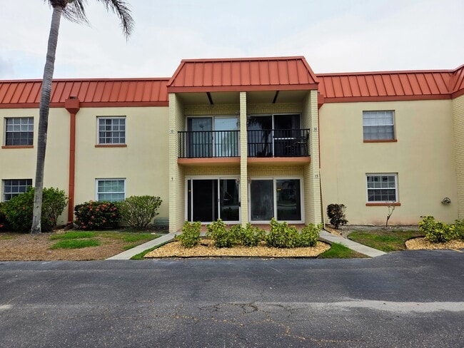 property at 10365 Paradise Blvd