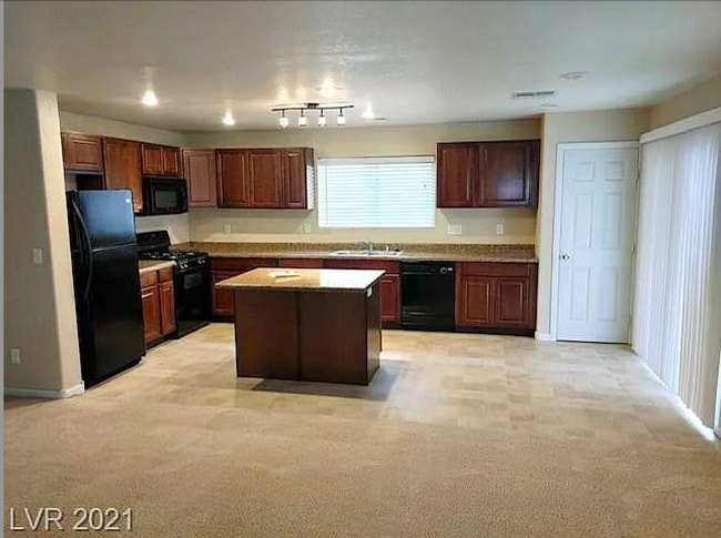 9541 Golden Scots Ct in Las Vegas, NV - Building Photo - Building Photo
