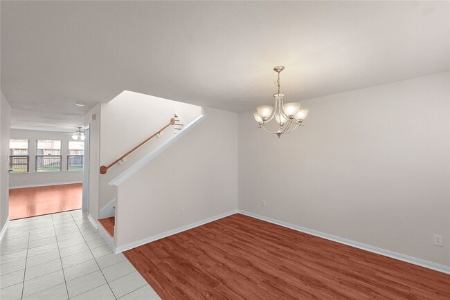 10226 Canyon Rose Ln