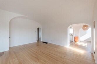 912 8th Pl in Hermosa Beach, CA - Building Photo - Building Photo