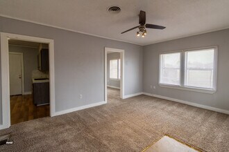 4709 Coronado Ave in Wichita Falls, TX - Building Photo - Building Photo