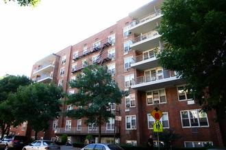 Murray Hill in Flushing, NY - Building Photo - Building Photo