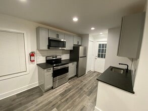 3407 Adams Ave in Toms River, NJ - Foto de edificio - Building Photo