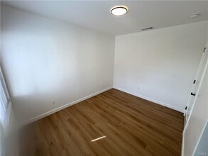 8122 Belford Ave in Los Angeles, CA - Building Photo - Building Photo