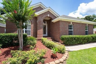 1241 Sandler Ridge Rd in Tallahassee, FL - Building Photo - Building Photo